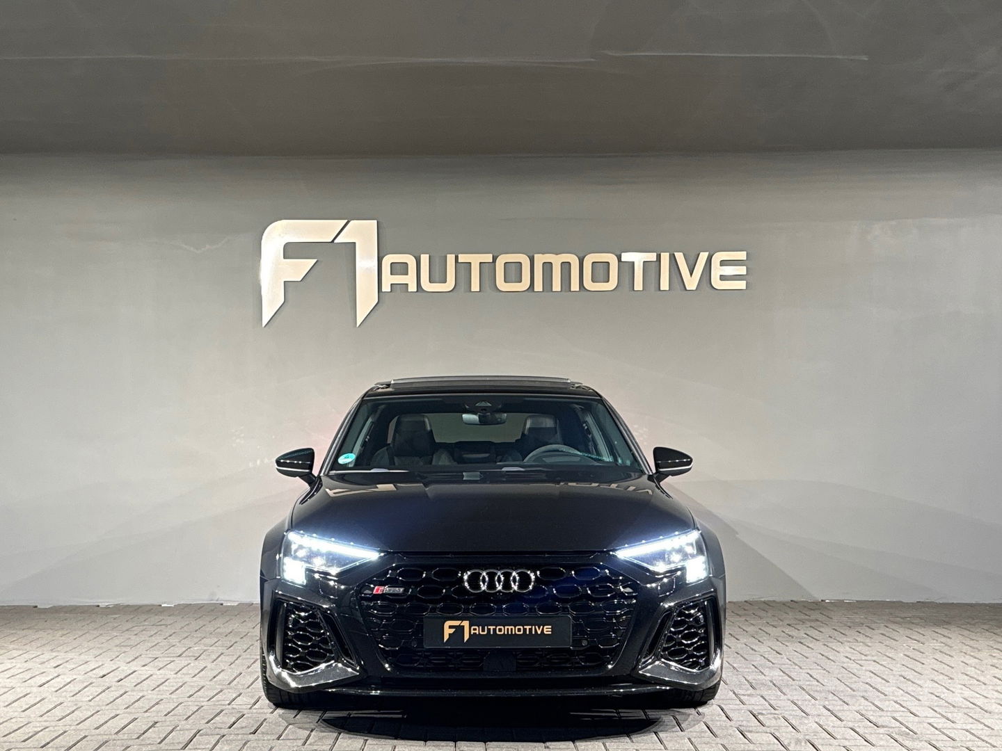 Audi RS3 Limousine 2.5 TFSI quattro Pano|B&O|HuD|Alcantara