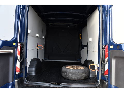 Ford Transit 350 2.0 TDCI L2H2 PB Edition Cruise, Sensoren, 130pk, Automaat, Trekhaak, Airco, Radio, Uniek!