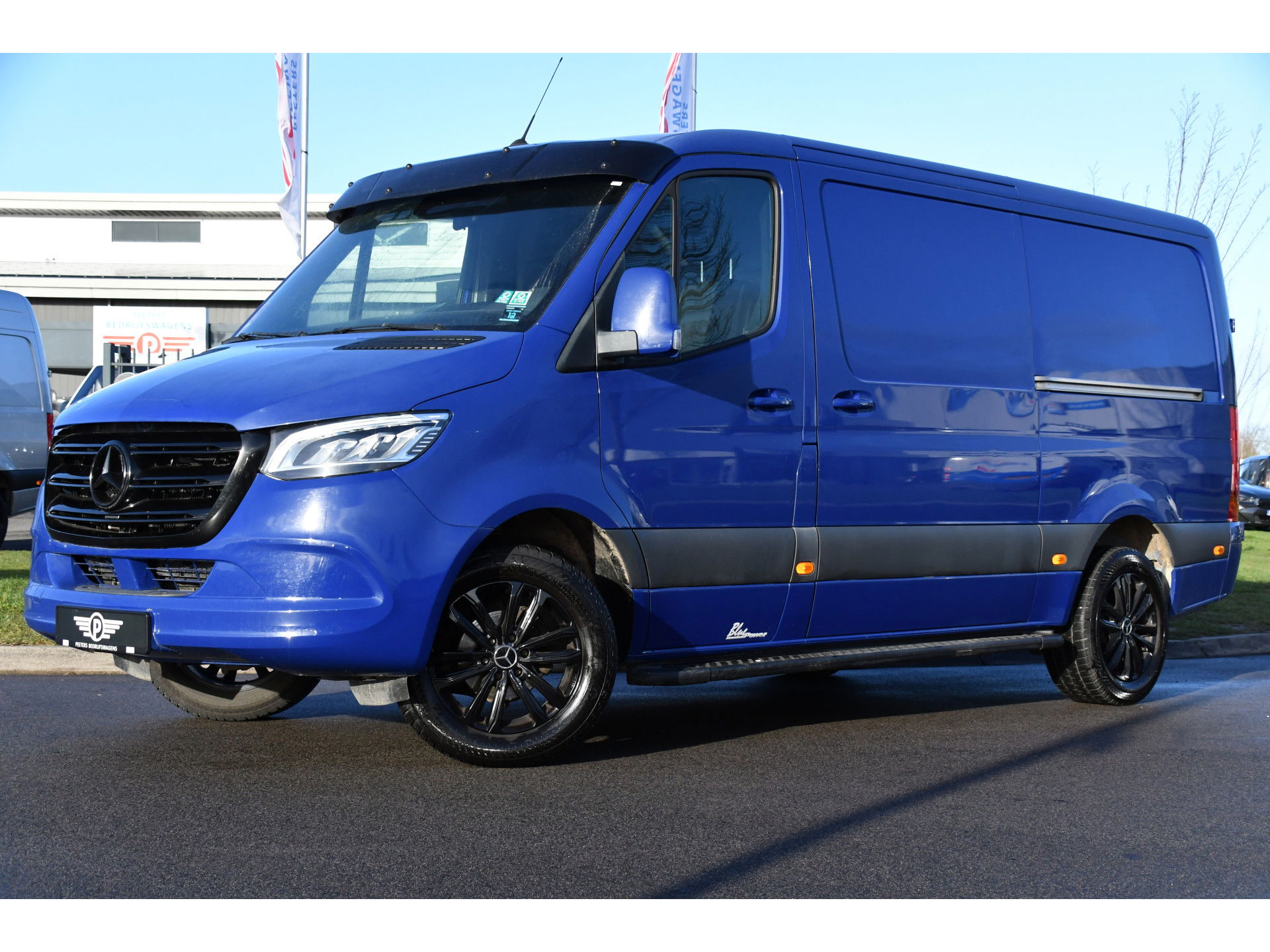 Mercedes-Benz Sprinter 316 2.2 CDI L2H1 PB Edition Camera, Cruise, Carplay, 164pk, LED, 2 x Schuifdeur, Automaat, Trekhaak, Multimedia, Uniek!