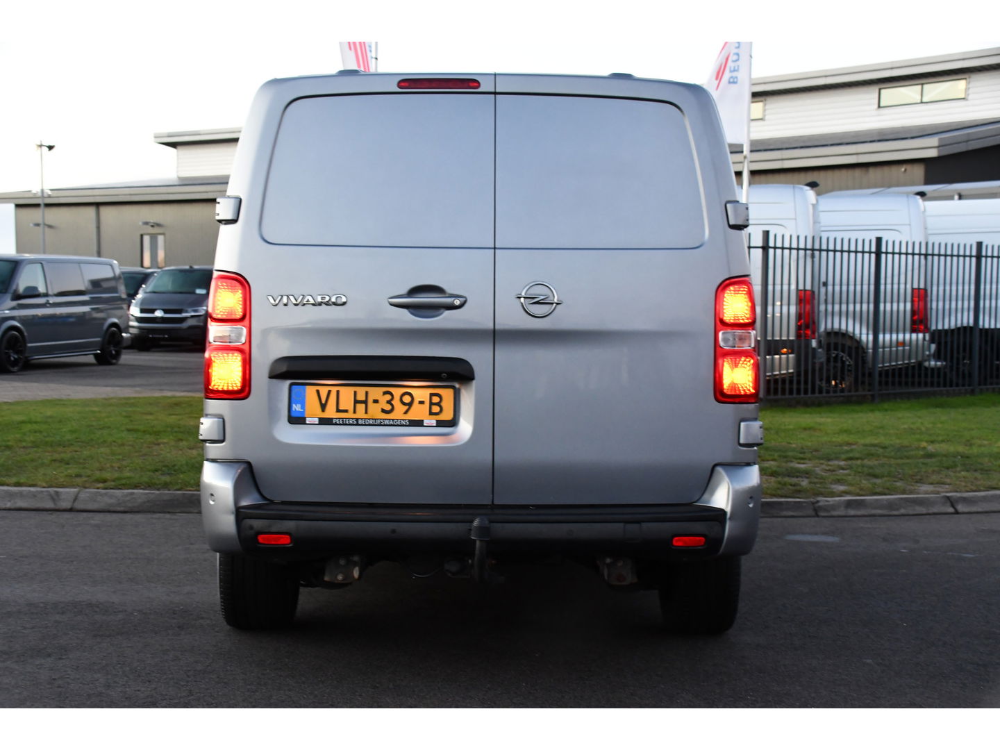 Opel Vivaro 2.0 CDTI L3H1 PB Edition 360 Camera, Cruise, Carplay, 122pk, Automaat, Multimedia, Trekhaak, NAVI, Leder, Uniek!