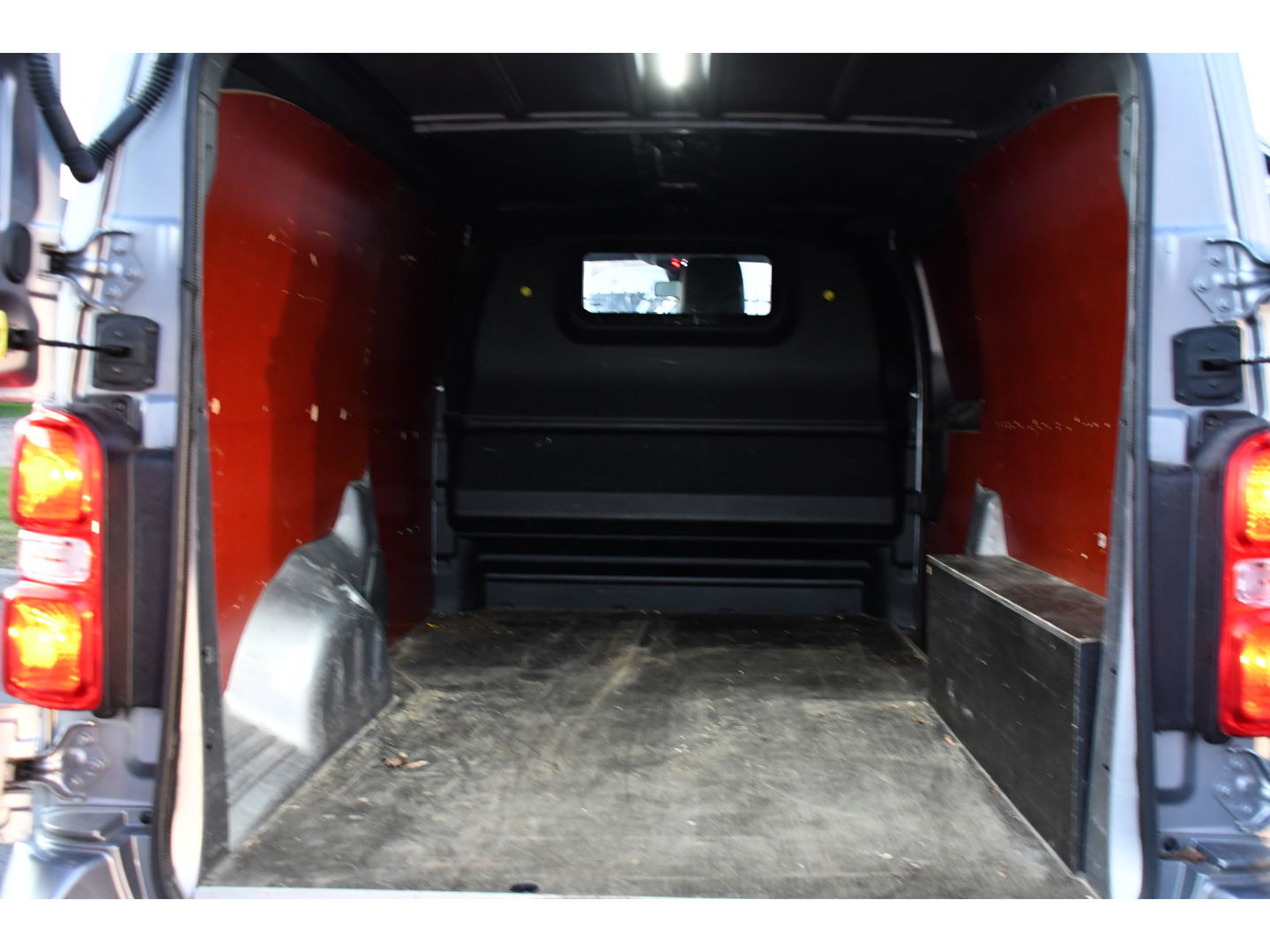 Opel Vivaro 2.0 CDTI L3H1 PB Edition 360 Camera, Cruise, Carplay, 122pk, Automaat, Multimedia, Trekhaak, NAVI, Leder, Uniek!