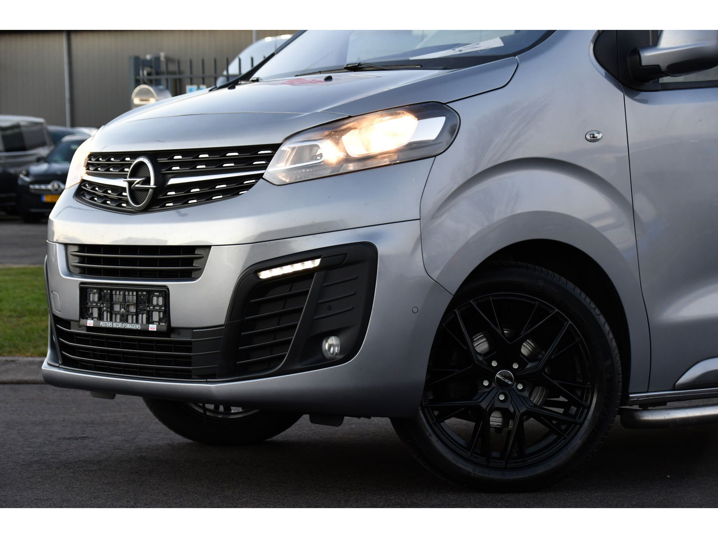 Opel Vivaro 2.0 CDTI L3H1 PB Edition 360 Camera, Cruise, Carplay, 122pk, Automaat, Multimedia, Trekhaak, NAVI, Leder, Uniek!