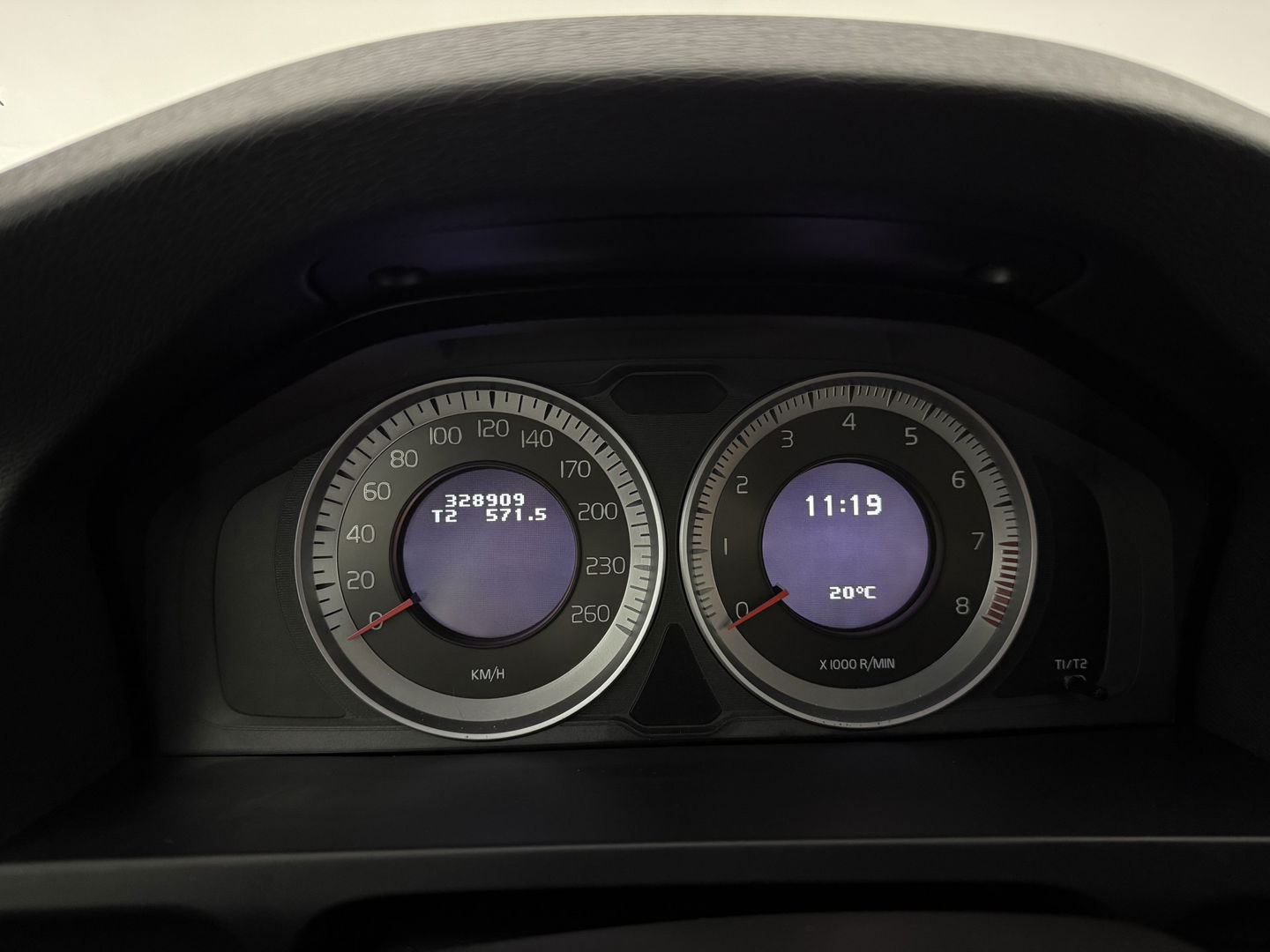 Volvo V60 1.6 T3 Momentum NIEUWE APK | Cruise | Navigatie | Parkeersens | Clima | NAP