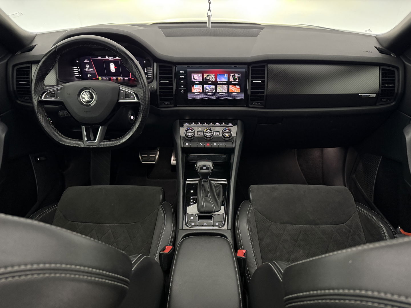 Škoda Kodiaq 1.5 TSI Sportline Business | Pano | Virtual | Sfeer | Memory | Camera | Carplay | Trekh. | Adap. Cruise | NAP