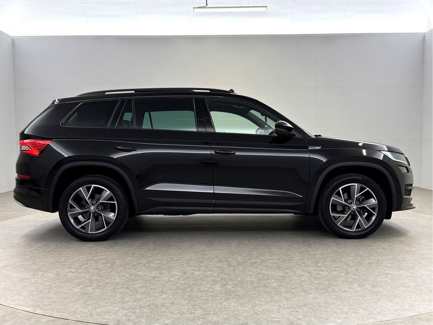 Škoda Kodiaq 1.5 TSI Sportline Business | Pano | Virtual | Sfeer | Memory | Camera | Carplay | Trekh. | Adap. Cruise | NAP