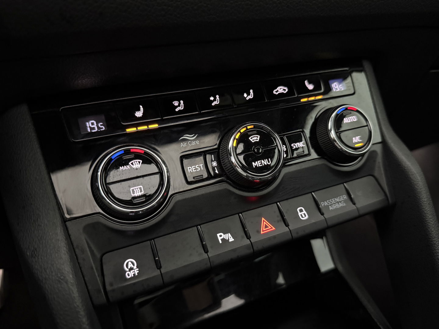 Škoda Kodiaq 1.5 TSI Sportline Business | Pano | Virtual | Sfeer | Memory | Camera | Carplay | Trekh. | Adap. Cruise | NAP