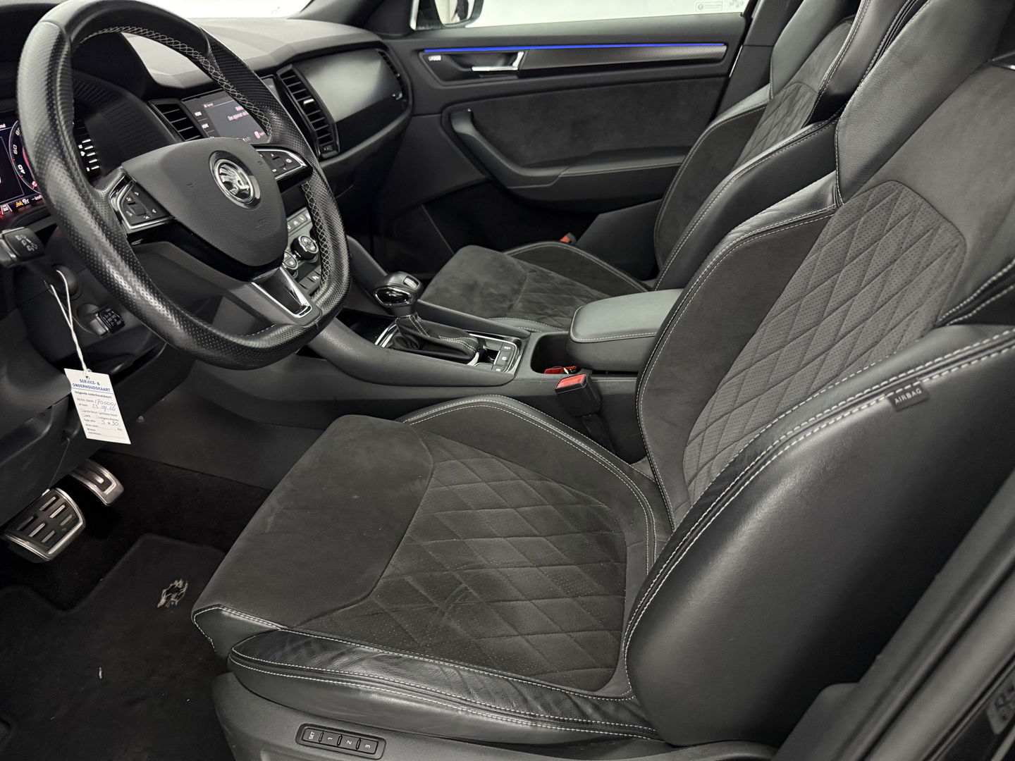 Škoda Kodiaq 1.5 TSI Sportline Business | Pano | Virtual | Sfeer | Memory | Camera | Carplay | Trekh. | Adap. Cruise | NAP