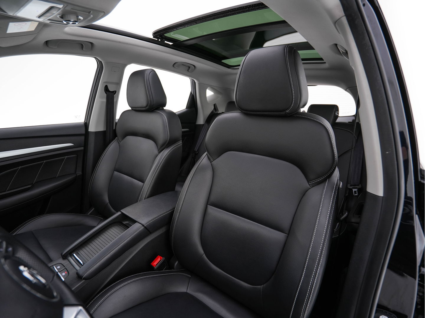 MG ZS EV Luxury 45 kWh (INCL-BTW) Aut. *PANO | LEATHER | CCS-FASTLOADER | KEYLESS | NAVI-FULLMAP | ADAPTIVE-CRUISE | CAMERA | HEATED-SPORTSEATS | CARPLAY | BLINDSPOT | DAB | LANE-ASSIST | 17''ALU*