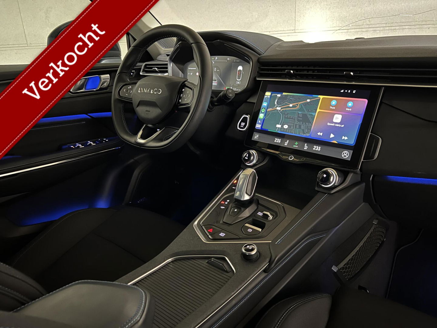 Lynk & Co 01 1.5 Plug-in Black Edition Sfeerver. 360° NAP