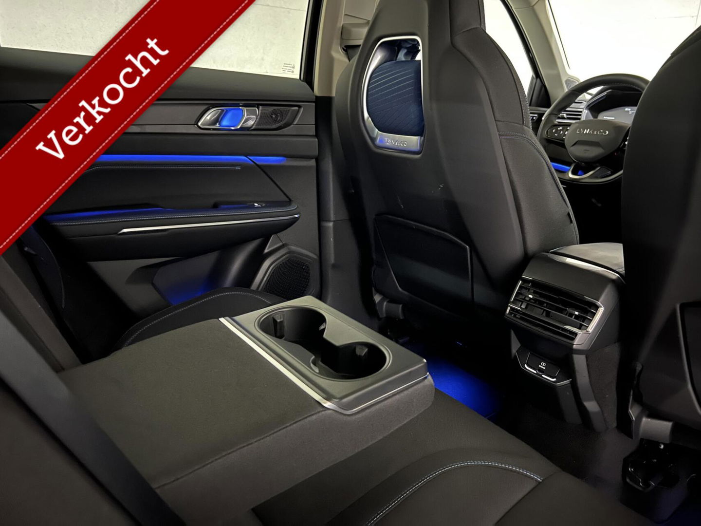 Lynk & Co 01 1.5 Plug-in Black Edition Sfeerver. 360° NAP