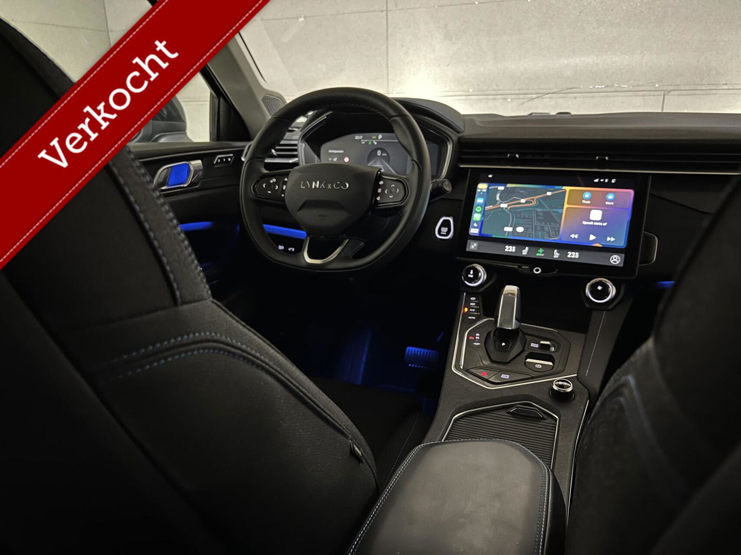 Lynk & Co 01 1.5 Plug-in Black Edition Sfeerver. 360° NAP