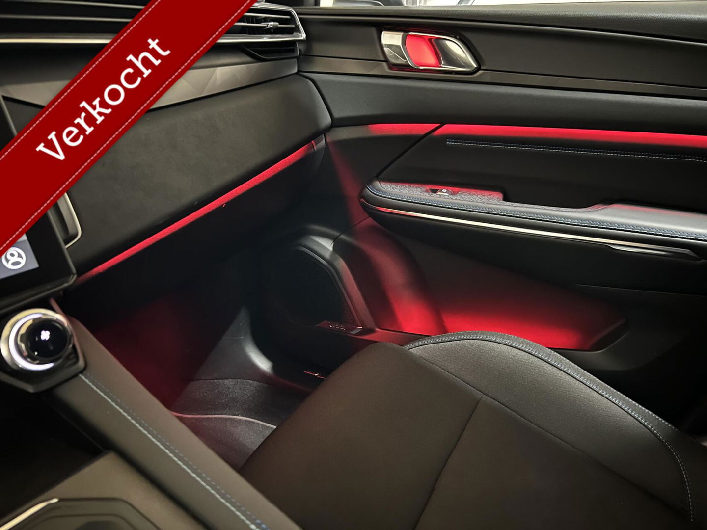 Lynk & Co 01 1.5 Plug-in Black Edition Sfeerver. 360° NAP