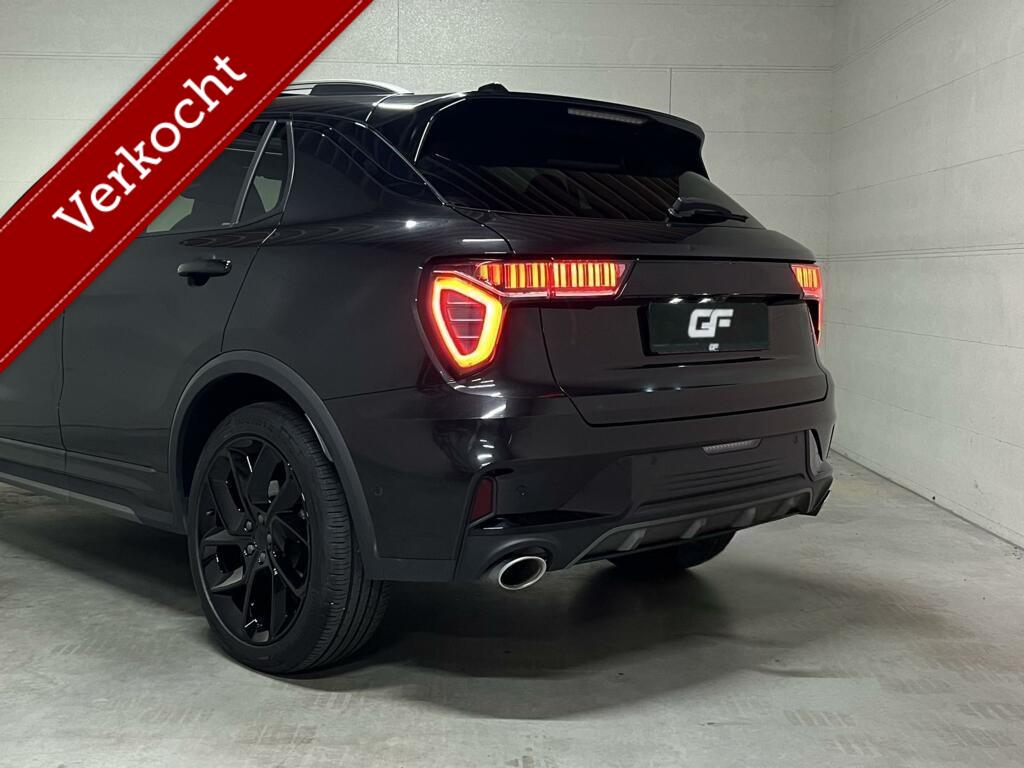 Lynk & Co 01 1.5 Plug-in Black Edition Sfeerver. 360° NAP