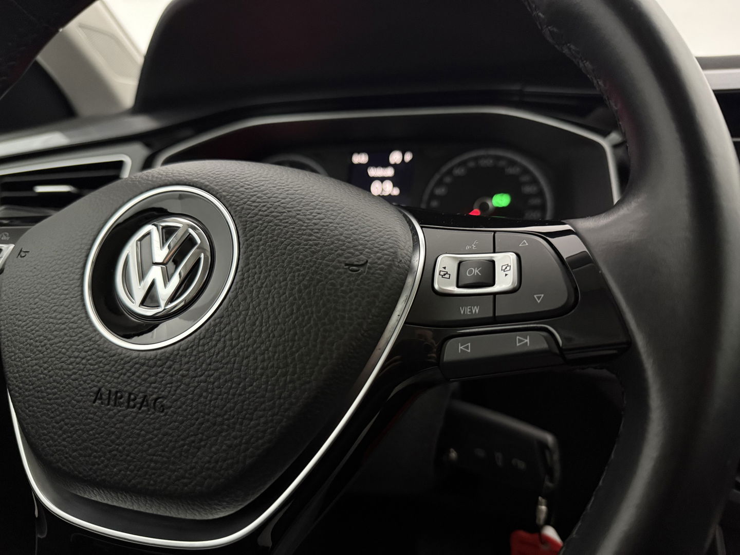 Volkswagen Polo 1.0 TSI Highline | Carplay | Stoelverw. | Parkeersens. | Clima | LED