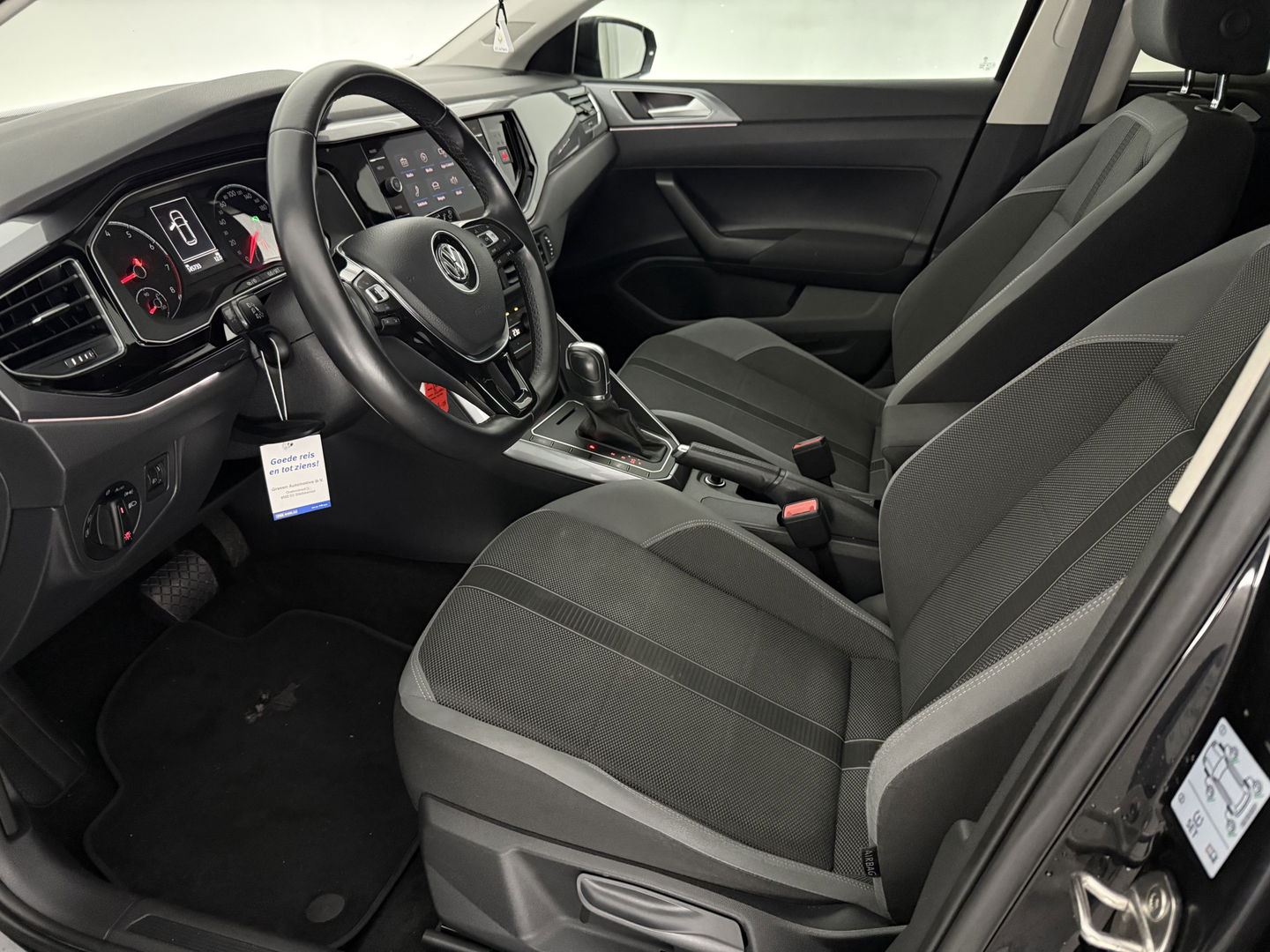 Volkswagen Polo 1.0 TSI Highline | Carplay | Stoelverw. | Parkeersens. | Clima | LED