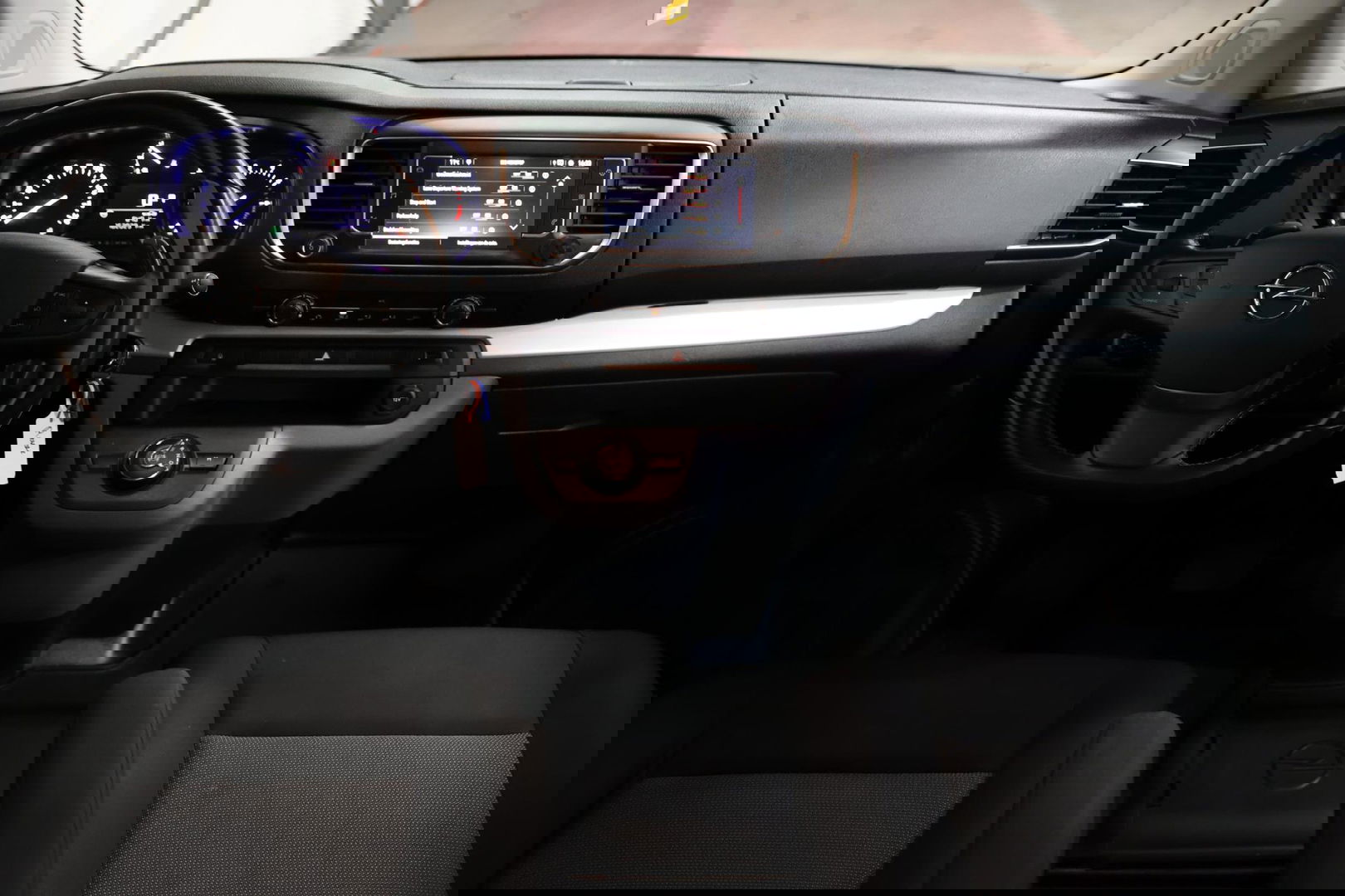 Opel Vivaro 2.0 CDTI L3H1 DC DUBBEL CABINE AUTOMAAT