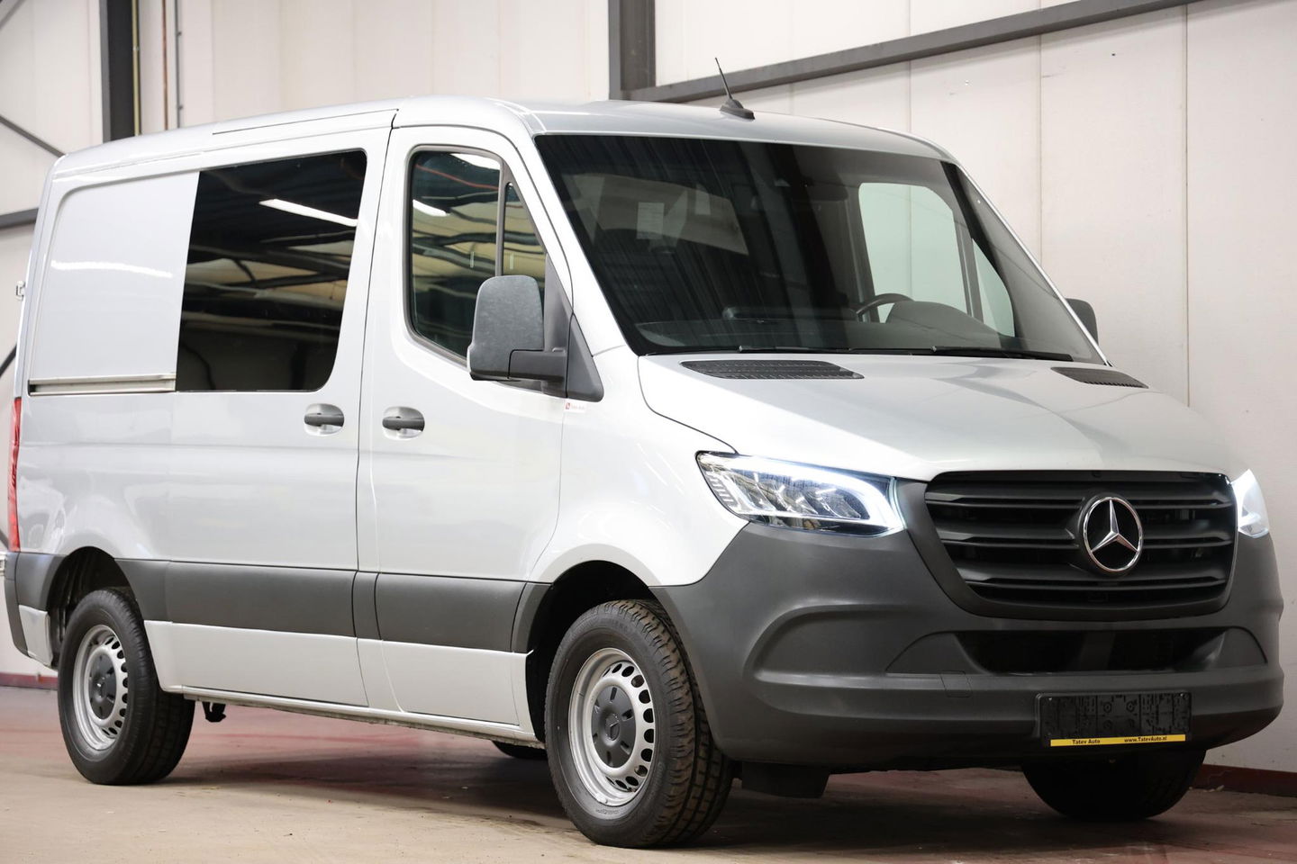 Mercedes-Benz Sprinter 317 1.9 CDI L1H1 170PK 2000KG TREKVERMOGEN