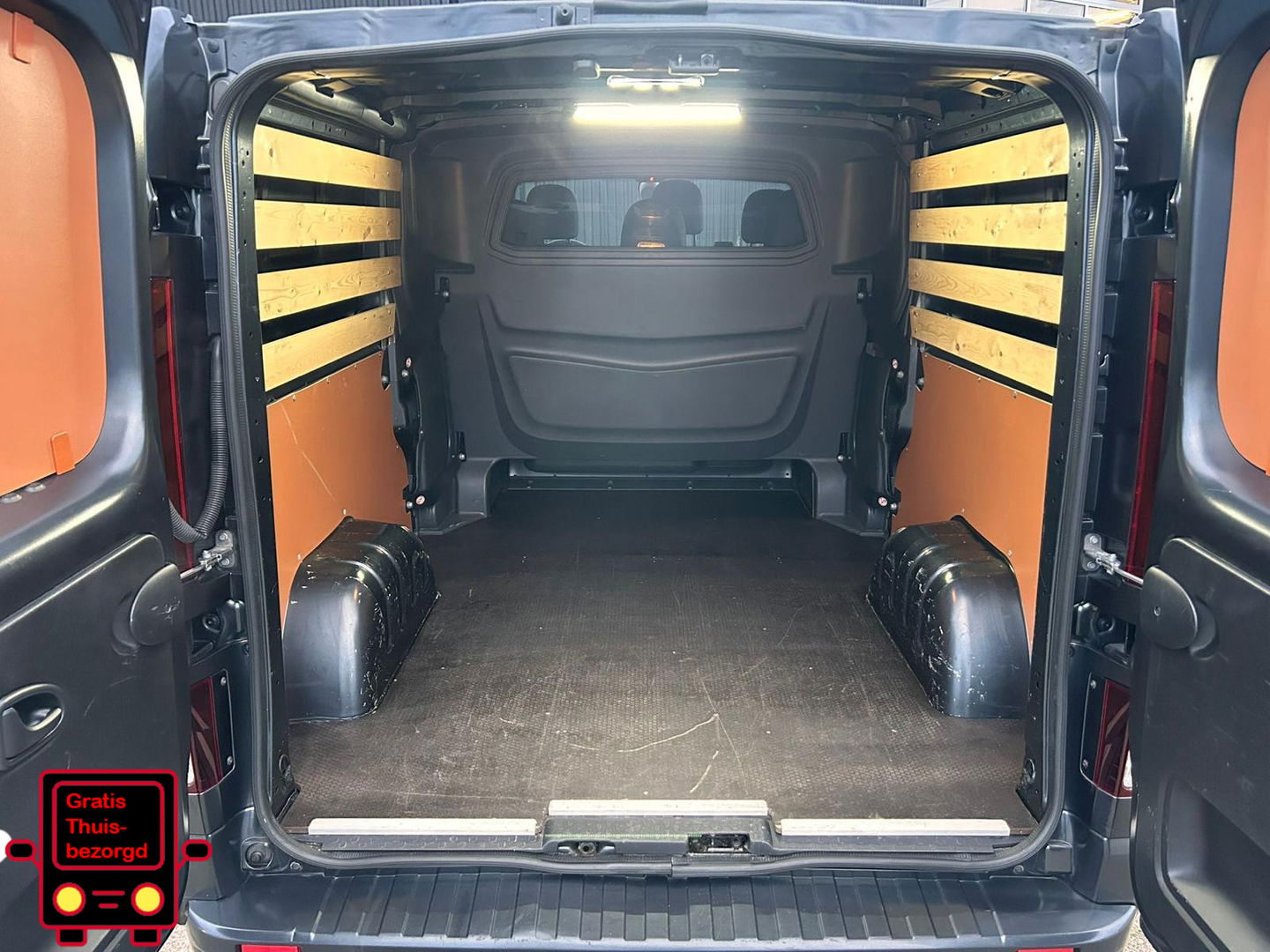 Renault Trafic 2.0 dCi 145pk EDC L2H1 DC Luxe | Navigatie | LED | Velgen | Sidebars | Automaat | Dubbel cabine |