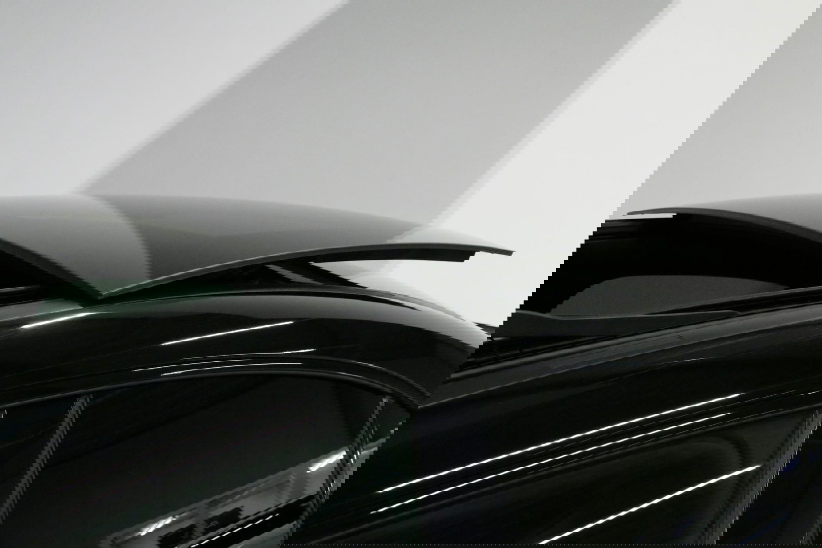 Mercedes-Benz CLA 220 AMG Line / CLA45 AMG Diffuser / Panamericana Grille / Panoramadak / Sfeerverlichting / Stoelverwarming / LED High Performance / 19'' LMV / Augmented Reality Video / Navigatie / Widescreen / Lane Assist