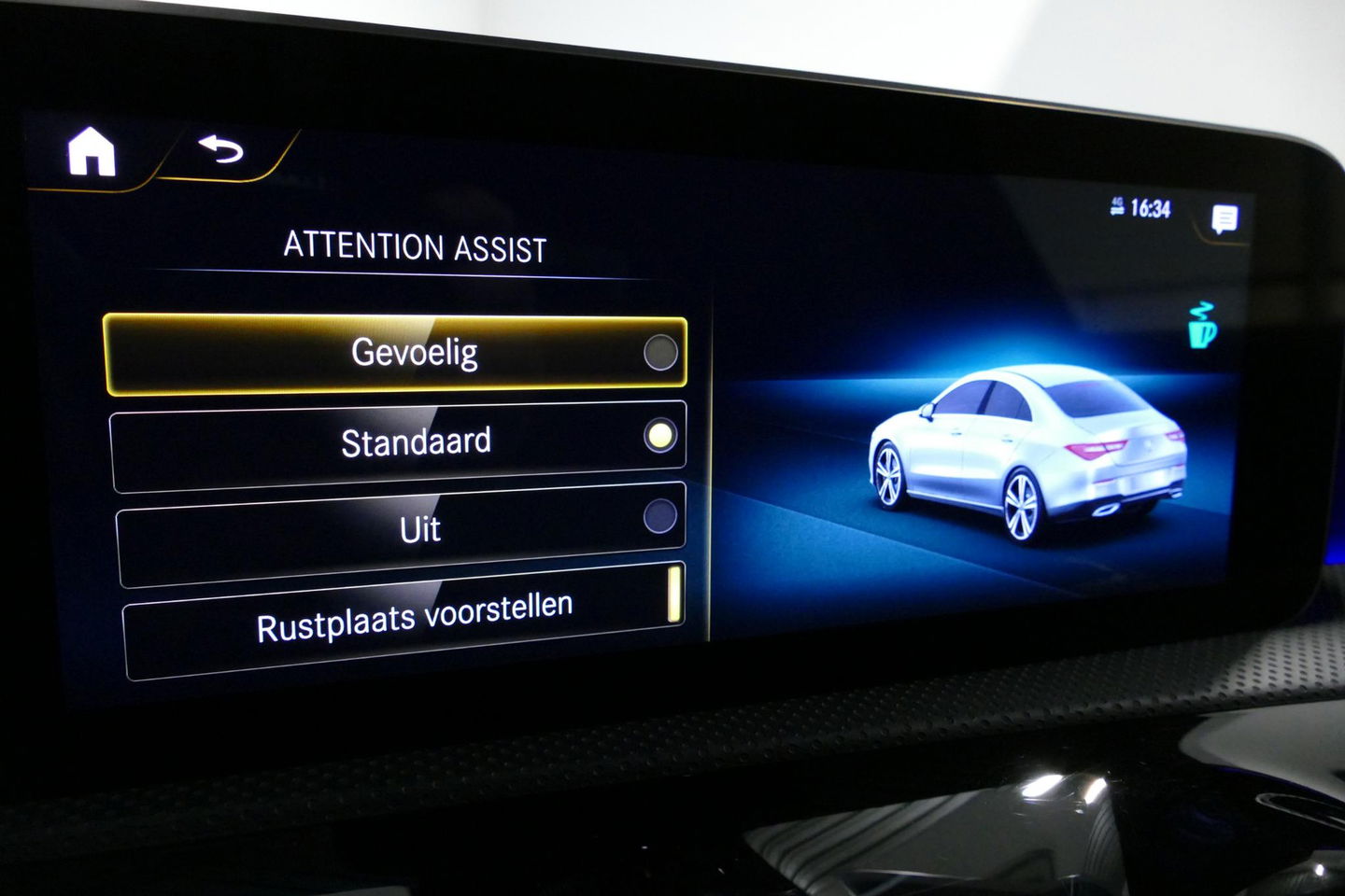 Mercedes-Benz CLA 220 AMG Line / CLA45 AMG Diffuser / Panamericana Grille / Panoramadak / Sfeerverlichting / Stoelverwarming / LED High Performance / 19'' LMV / Augmented Reality Video / Navigatie / Widescreen / Lane Assist