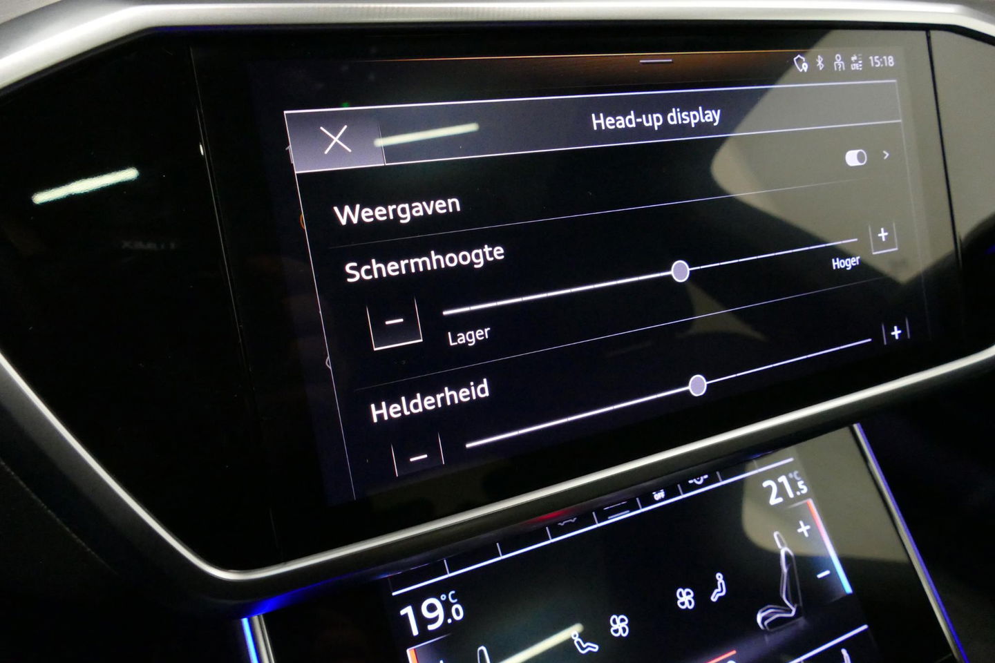 Audi A6 Avant 55 TFSI e quattro Competition / S6 Diffuser / Maxton Design Bodykit V.2 / Panoramadak / HD Matrix LED / Elektr. verstelbare voorstoelen + memory / HUD / Elektr. wegklapbare trekhaak / Apple Carplay - Android Auto / Stoelverwarming / Adaptive Cruise 