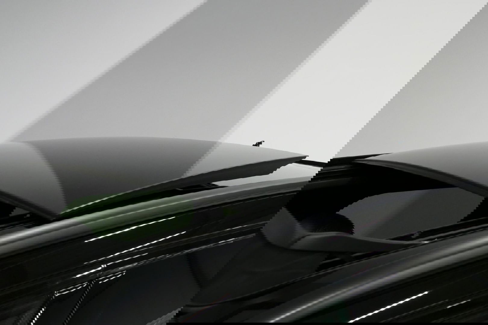 Audi A6 Avant 55 TFSI e quattro Competition / S6 Diffuser / Maxton Design Bodykit V.2 / Panoramadak / HD Matrix LED / Elektr. verstelbare voorstoelen + memory / HUD / Elektr. wegklapbare trekhaak / Apple Carplay - Android Auto / Stoelverwarming / Adaptive Cruise 