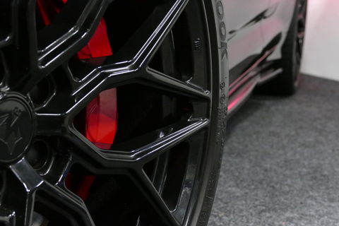 Audi A6 Avant 55 TFSI e quattro Competition / S6 Diffuser / Maxton Design Bodykit V.2 / Panoramadak / HD Matrix LED / Elektr. verstelbare voorstoelen + memory / HUD / Elektr. wegklapbare trekhaak / Apple Carplay - Android Auto / Stoelverwarming / Adaptive Cruise 