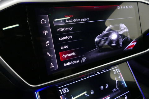 Audi A6 Avant 55 TFSI e quattro Competition / S6 Diffuser / Maxton Design Bodykit V.2 / Panoramadak / HD Matrix LED / Elektr. verstelbare voorstoelen + memory / HUD / Elektr. wegklapbare trekhaak / Apple Carplay - Android Auto / Stoelverwarming / Adaptive Cruise 