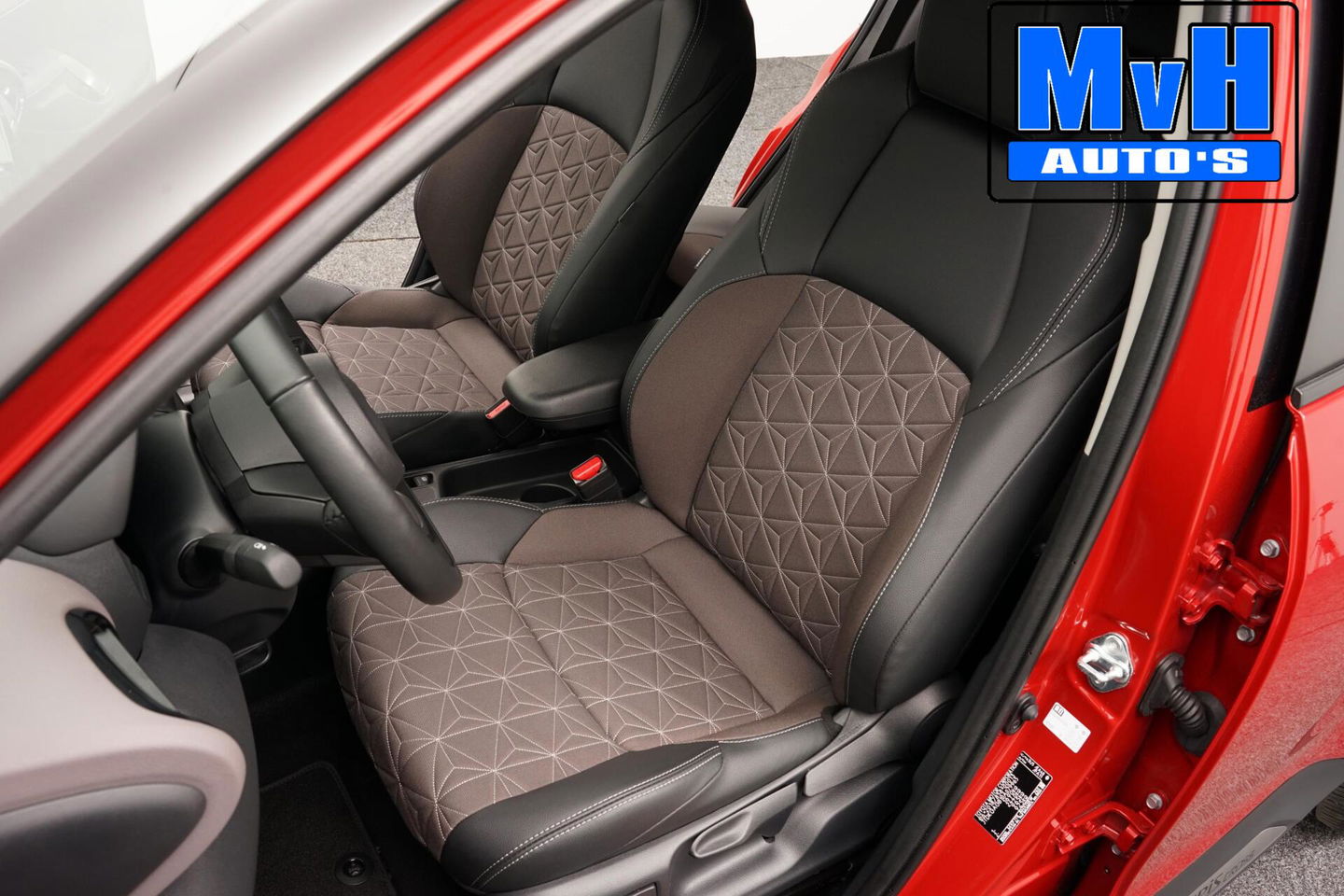 Toyota Yaris Cross 1.5 Hybrid 130 Executive|STUUR/STOELVERW.