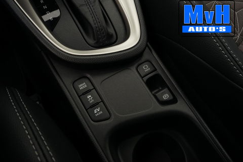 Toyota Yaris Cross 1.5 Hybrid 130 Executive|STUUR/STOELVERW.