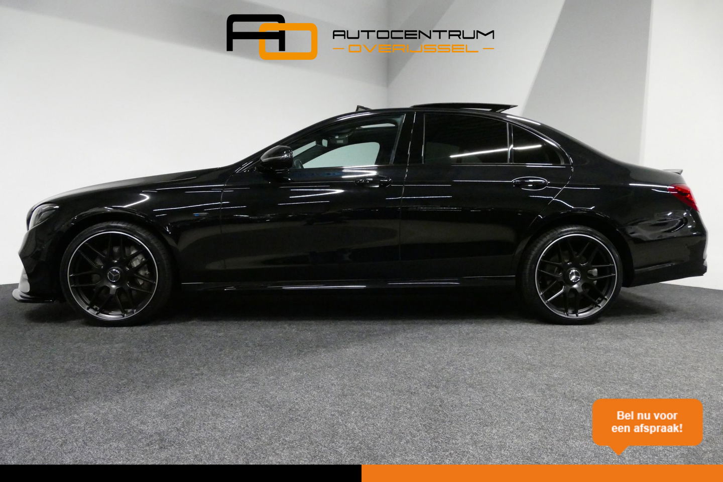 Mercedes-Benz E-Klasse 300 e AMG Line / E63s AMG Diffuser / Panamericana Grille / Panoramadak / Elektr. verstelbare voorstoelen + memory / Burmester Surround Sound / Ambienteverlichting / Apple Carplay - Android Auto / Maxton Design Frontlip / Rondomzichtcamera / Stoelverwarmin