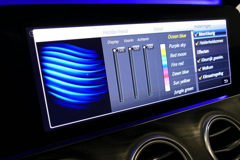 Mercedes-Benz E-Klasse 300 e AMG Line / E63s AMG Diffuser / Panamericana Grille / Panoramadak / Elektr. verstelbare voorstoelen + memory / Burmester Surround Sound / Ambienteverlichting / Apple Carplay - Android Auto / Maxton Design Frontlip / Rondomzichtcamera / Stoelverwarmin