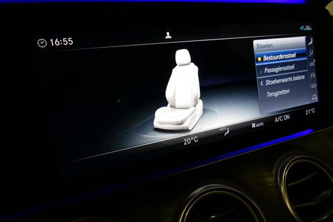 Mercedes-Benz E-Klasse 300 e AMG Line / E63s AMG Diffuser / Panamericana Grille / Panoramadak / Elektr. verstelbare voorstoelen + memory / Burmester Surround Sound / Ambienteverlichting / Apple Carplay - Android Auto / Maxton Design Frontlip / Rondomzichtcamera / Stoelverwarmin