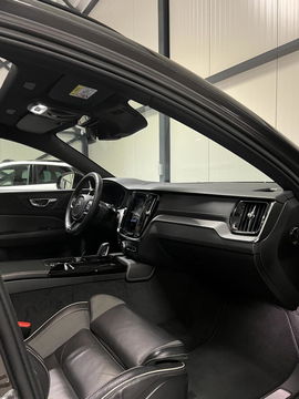 Volvo V60 2.0 T6 Recharge AWD R-Design Pano Harman/kardon