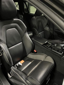 Volvo V60 2.0 T6 Recharge AWD R-Design Pano Harman/kardon