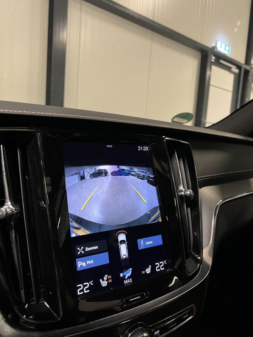 Volvo V60 2.0 T6 Recharge AWD R-Design Pano Harman/kardon