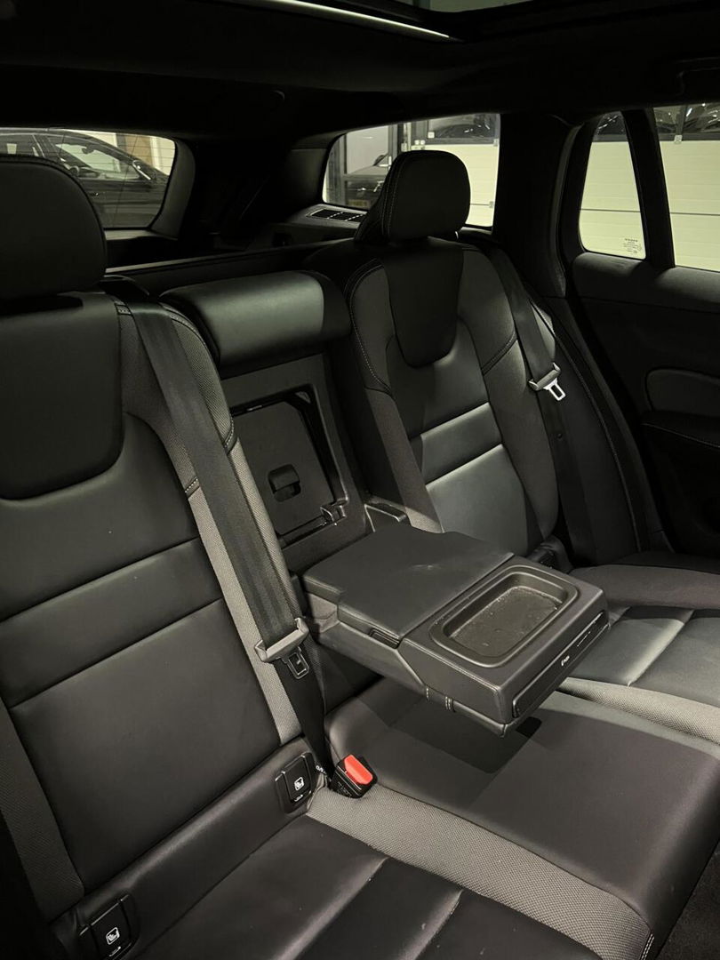 Volvo V60 2.0 T6 Recharge AWD R-Design Pano Harman/kardon