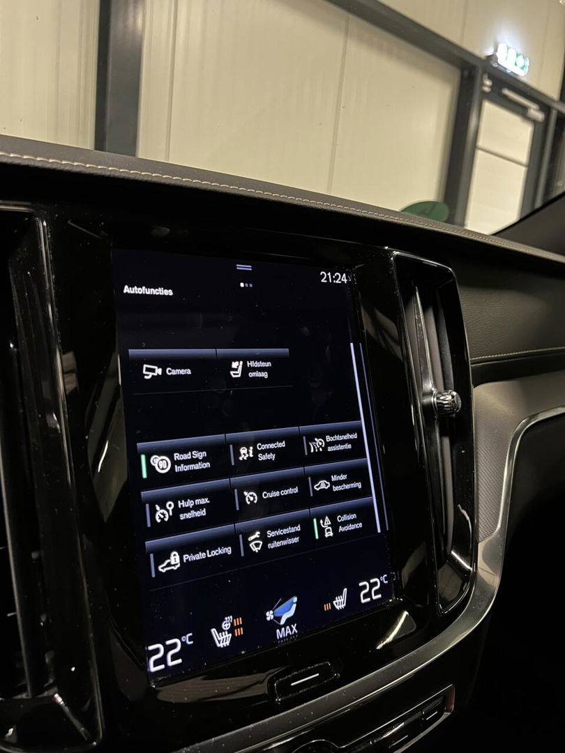 Volvo V60 2.0 T6 Recharge AWD R-Design Pano Harman/kardon