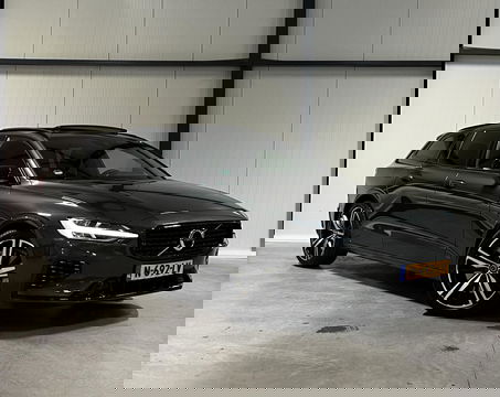 Volvo V60 2.0 T6 Recharge AWD R-Design Pano Harman/kardon