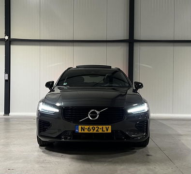 Volvo V60 2.0 T6 Recharge AWD R-Design Pano Harman/kardon