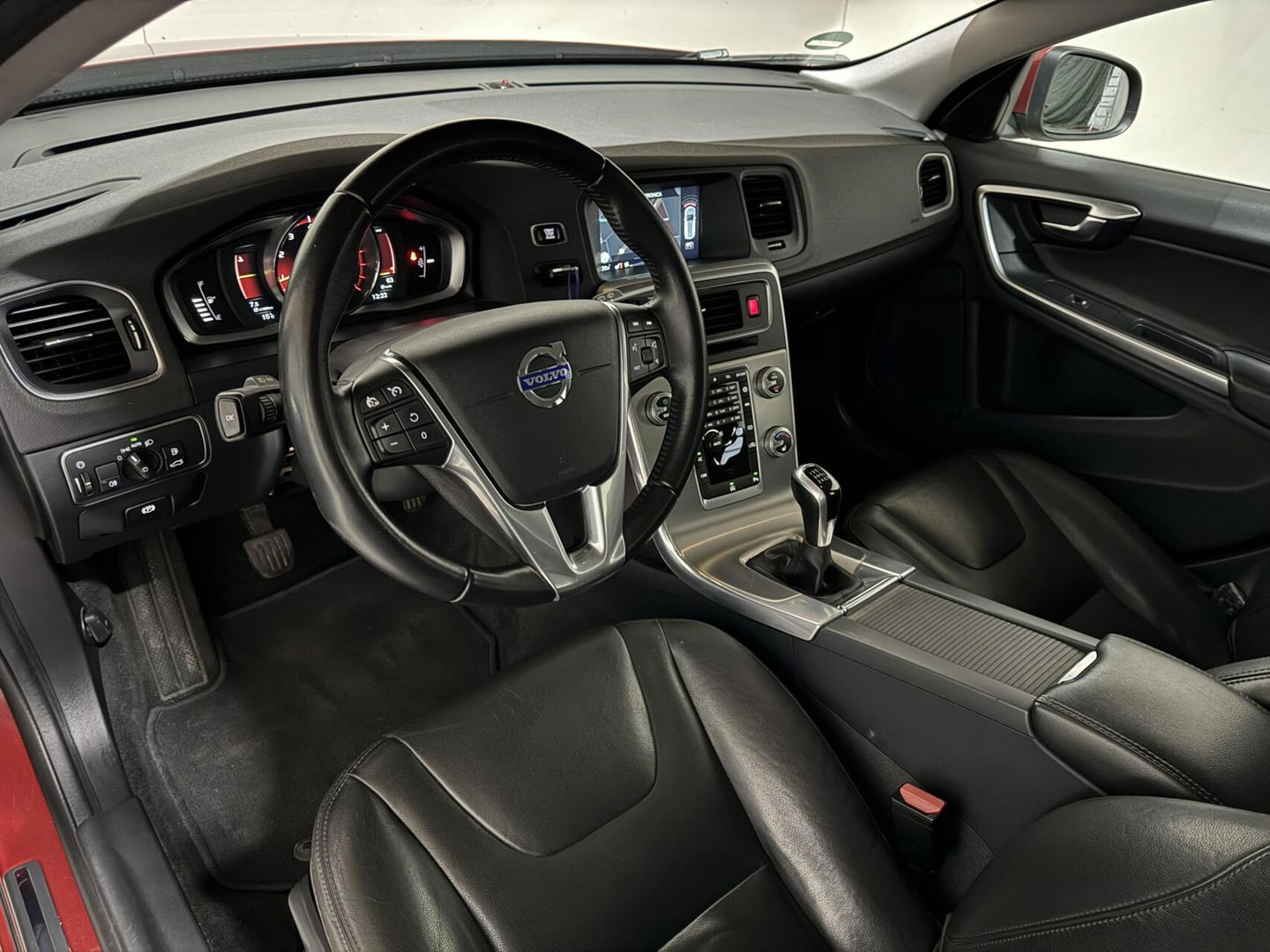 Volvo V60 2.0 T4 Summum Navi Leer Camera Memory Trekh.