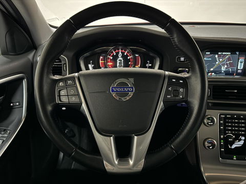 Volvo V60 2.0 T4 Summum Navi Leer Camera Memory Trekh.