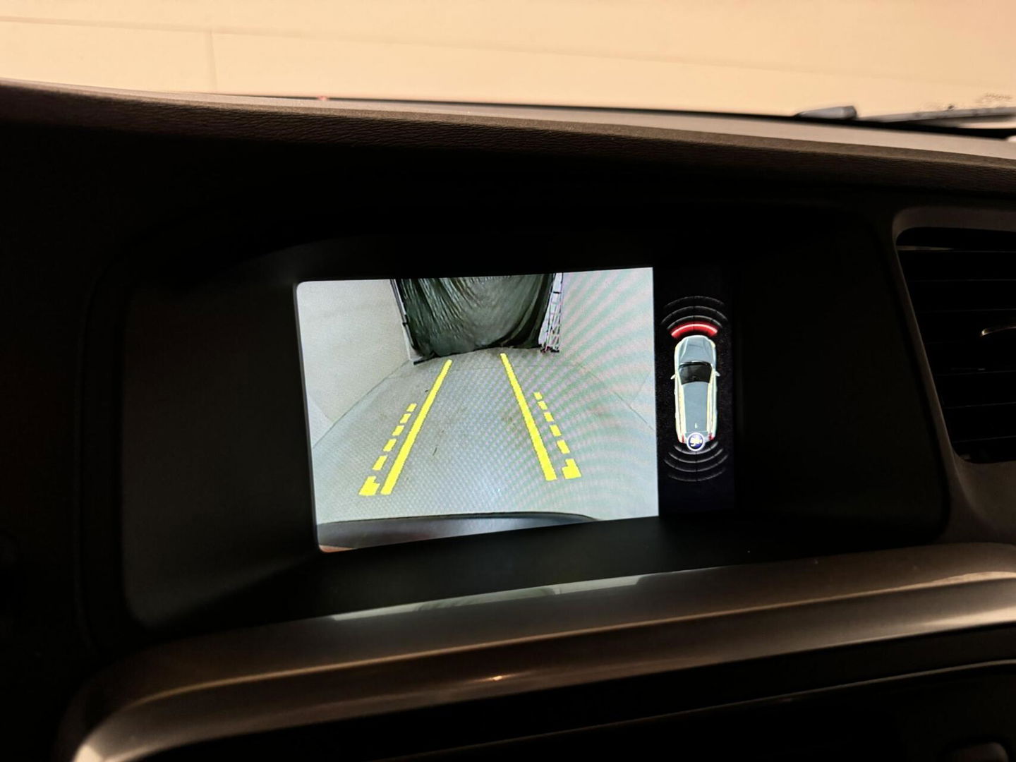 Volvo V60 2.0 T4 Summum Navi Leer Camera Memory Trekh.