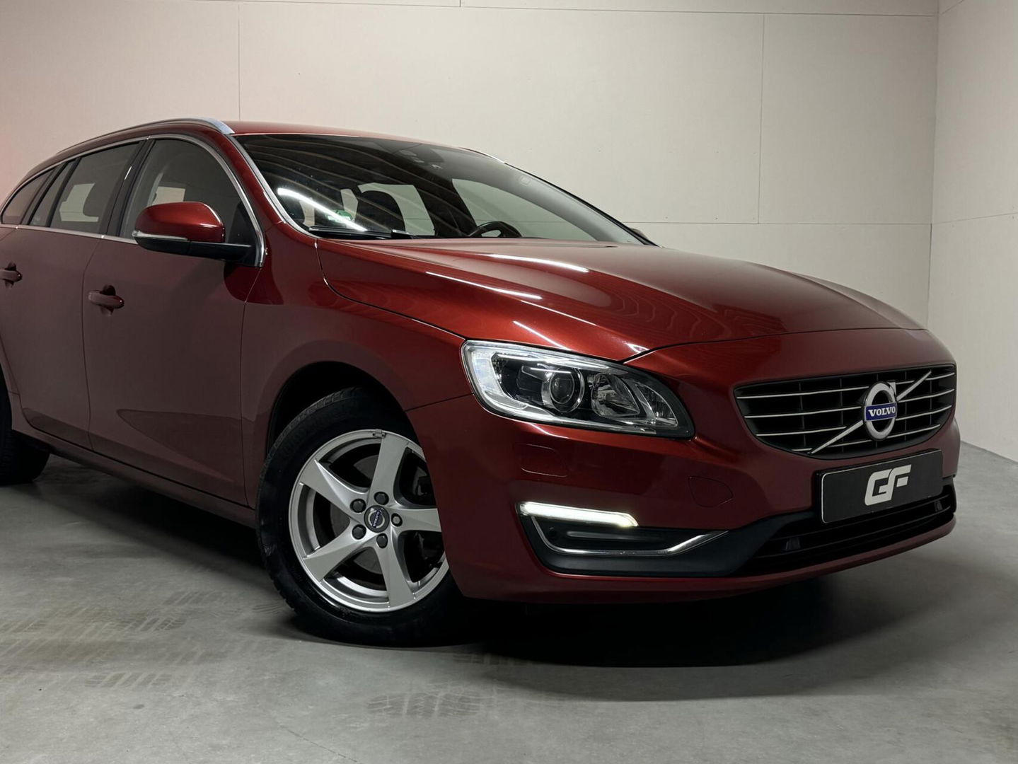 Volvo V60 2.0 T4 Summum Navi Leer Camera Memory Trekh.