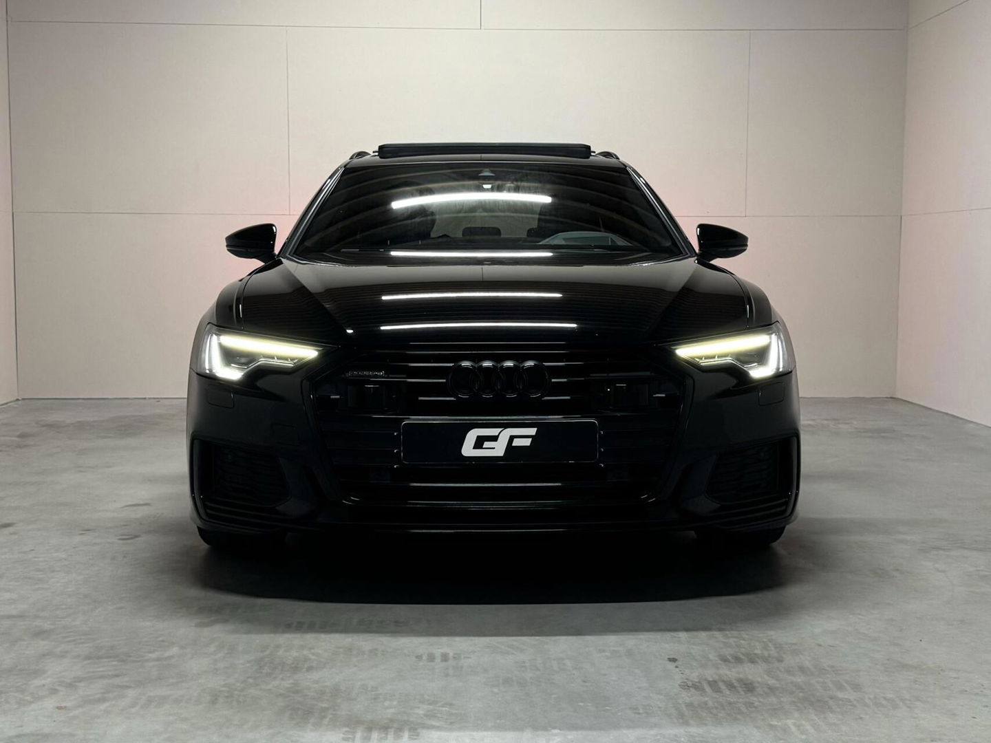 Audi A6 Avant 55 TFSI e Quattro Competition S-Line Black Edition