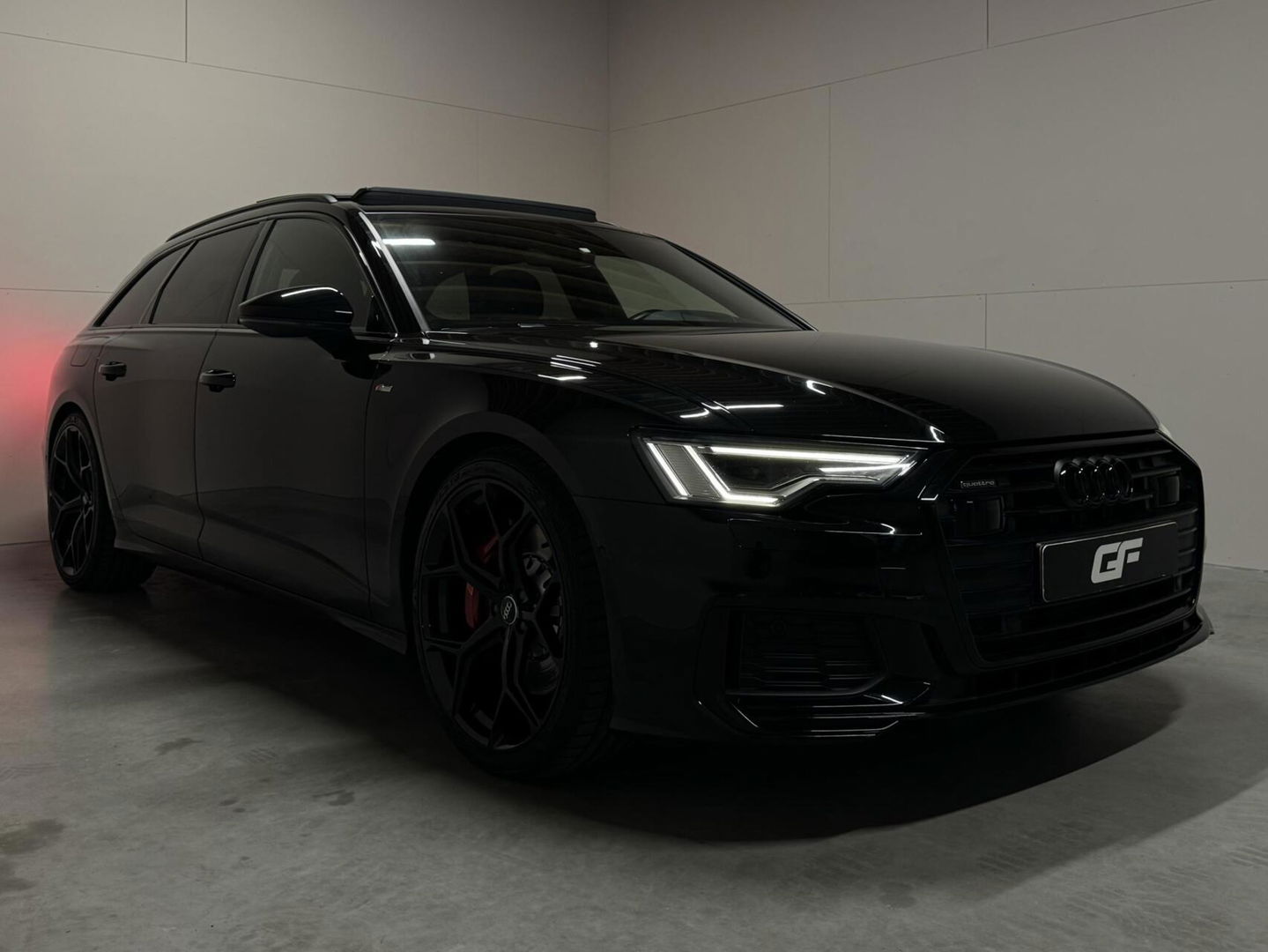 Audi A6 Avant 55 TFSI e Quattro Competition S-Line Black Edition