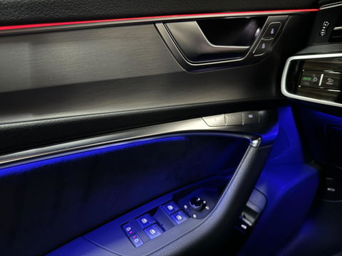 Audi A6 Avant 55 TFSI e Quattro Competition S-Line Black Edition