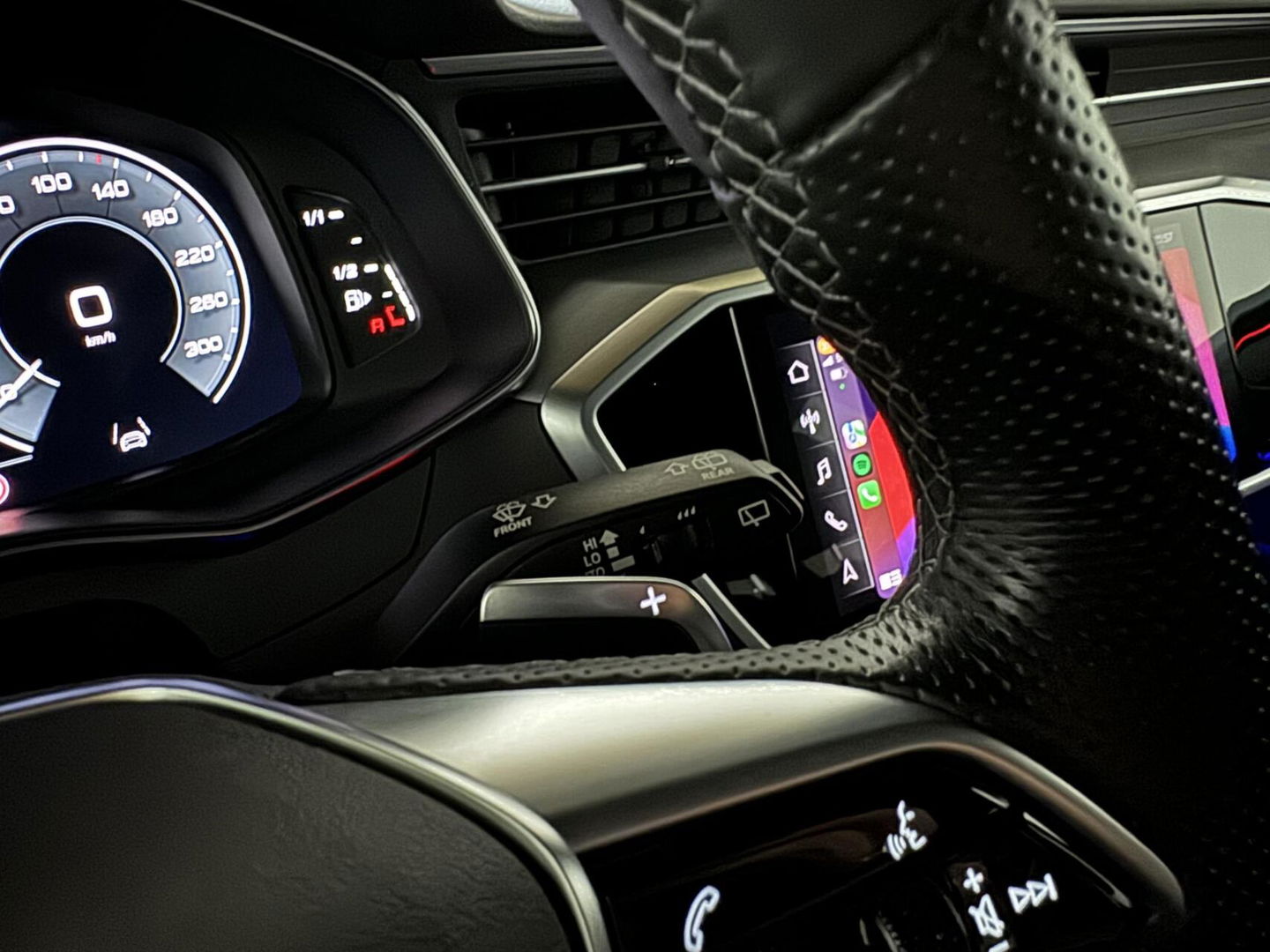 Audi A6 Avant 55 TFSI e Quattro Competition S-Line Black Edition