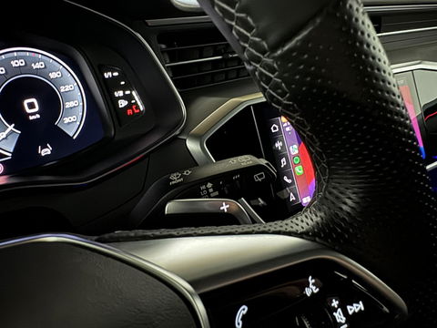 Audi A6 Avant 55 TFSI e Quattro Competition S-Line Black Edition