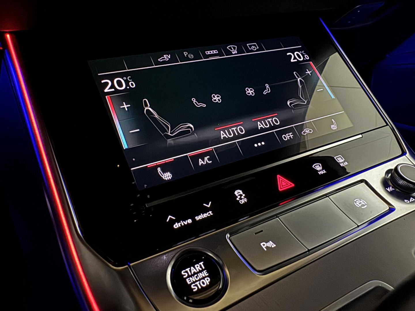 Audi A6 Avant 55 TFSI e Quattro Competition S-Line Black Edition